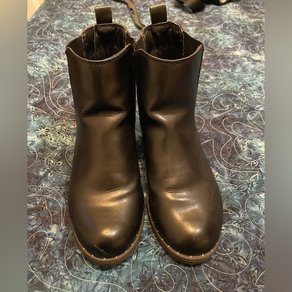 Kohl's Black Leather Ankle Boots